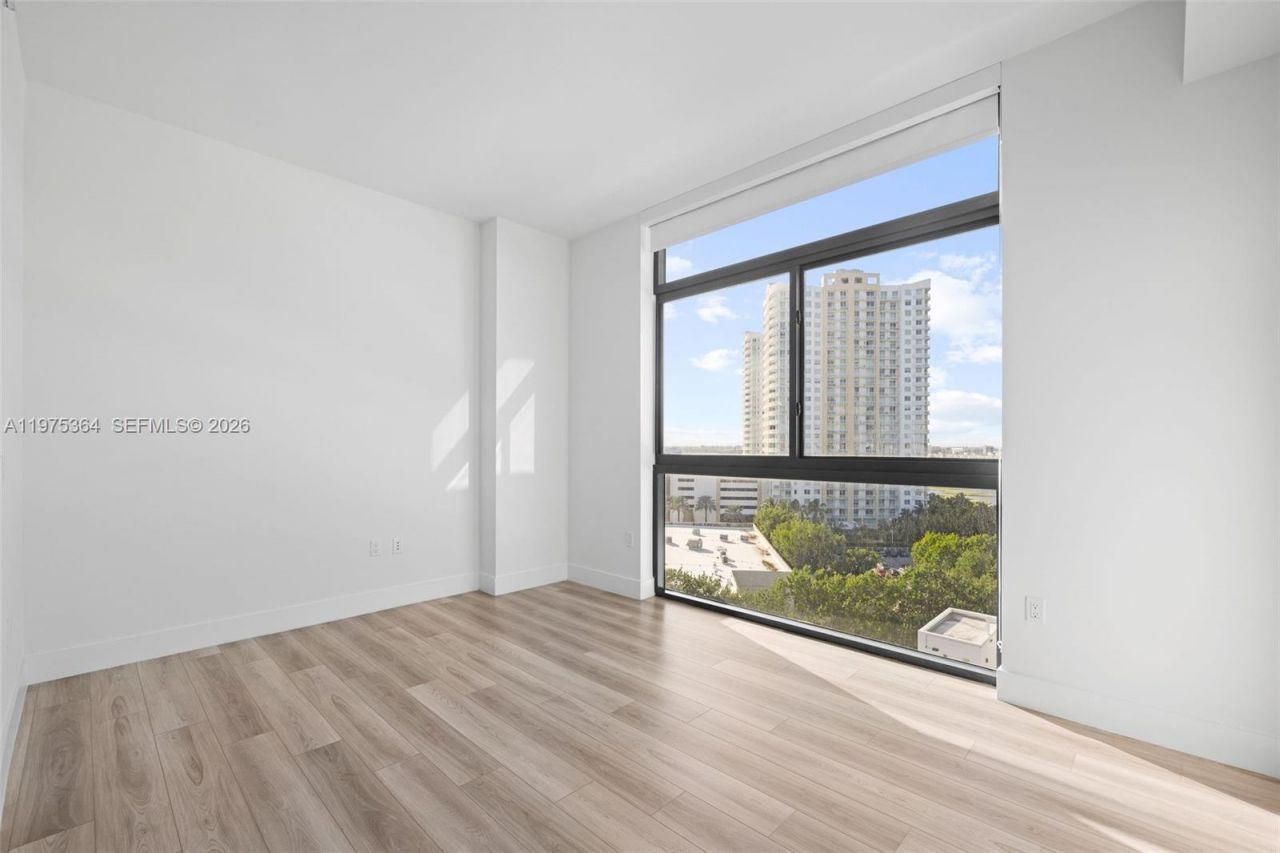 101 Diplomat Pkwy, Unit 1211, Hallandale Beach, FL 33009 Photo