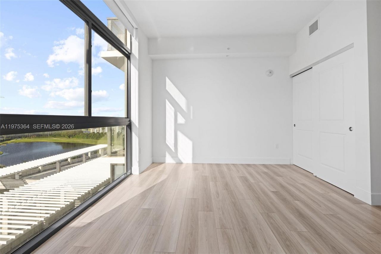 101 Diplomat Pkwy, Unit 1211, Hallandale Beach, FL 33009 Photo