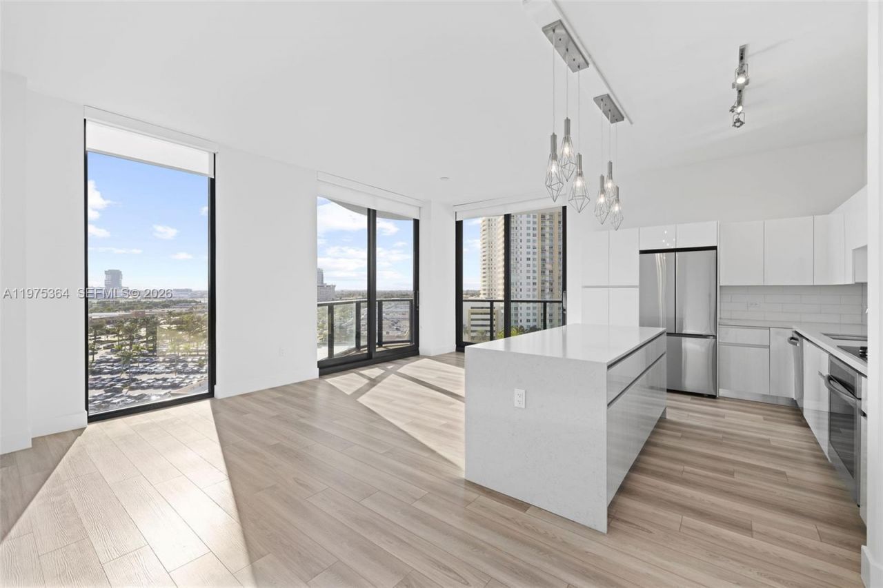 101 Diplomat Pkwy, Unit 1211, Hallandale Beach, FL 33009 Photo