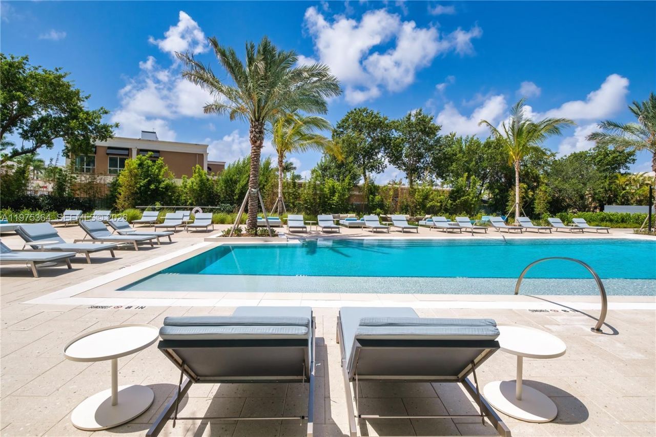 101 Diplomat Pkwy, Unit 1211, Hallandale Beach, FL 33009 Photo