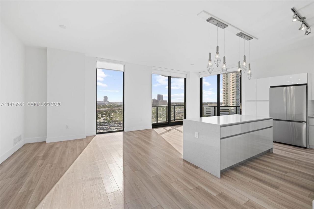 101 Diplomat Pkwy, Unit 1211, Hallandale Beach, FL 33009 Photo