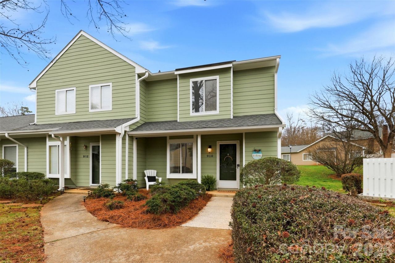 910 Sardis Cove Drive, Charlotte, NC 28270 Main Photo