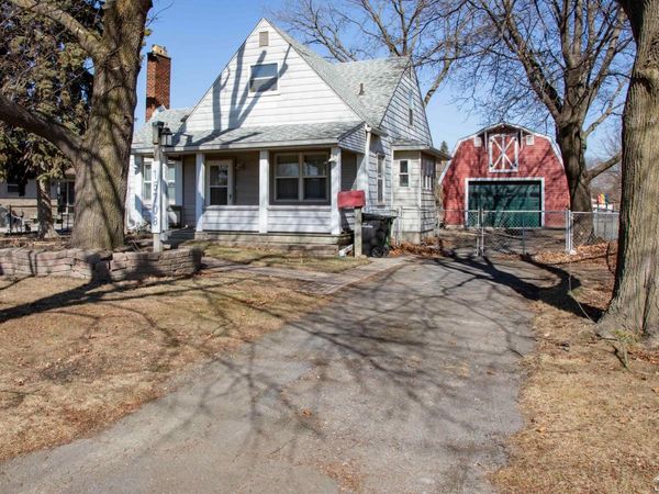 15708 Goddard Road, Allen Park, MI 48101