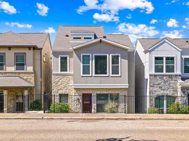 648 Aspen Valley Lane, Dallas, TX 75208