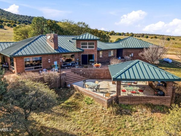 133 S MULE TRACK Road, Young, AZ 85554