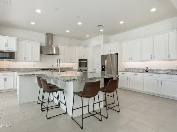 3407 E VALENCIA Drive, Phoenix, AZ 85042
