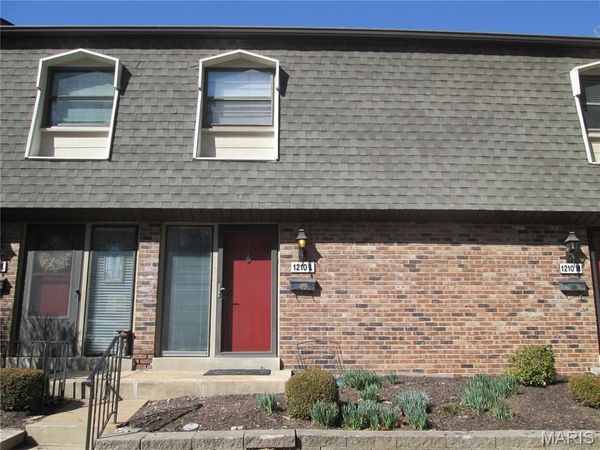 1210 Wicklow Road , Unit L, Ballwin, MO 63021