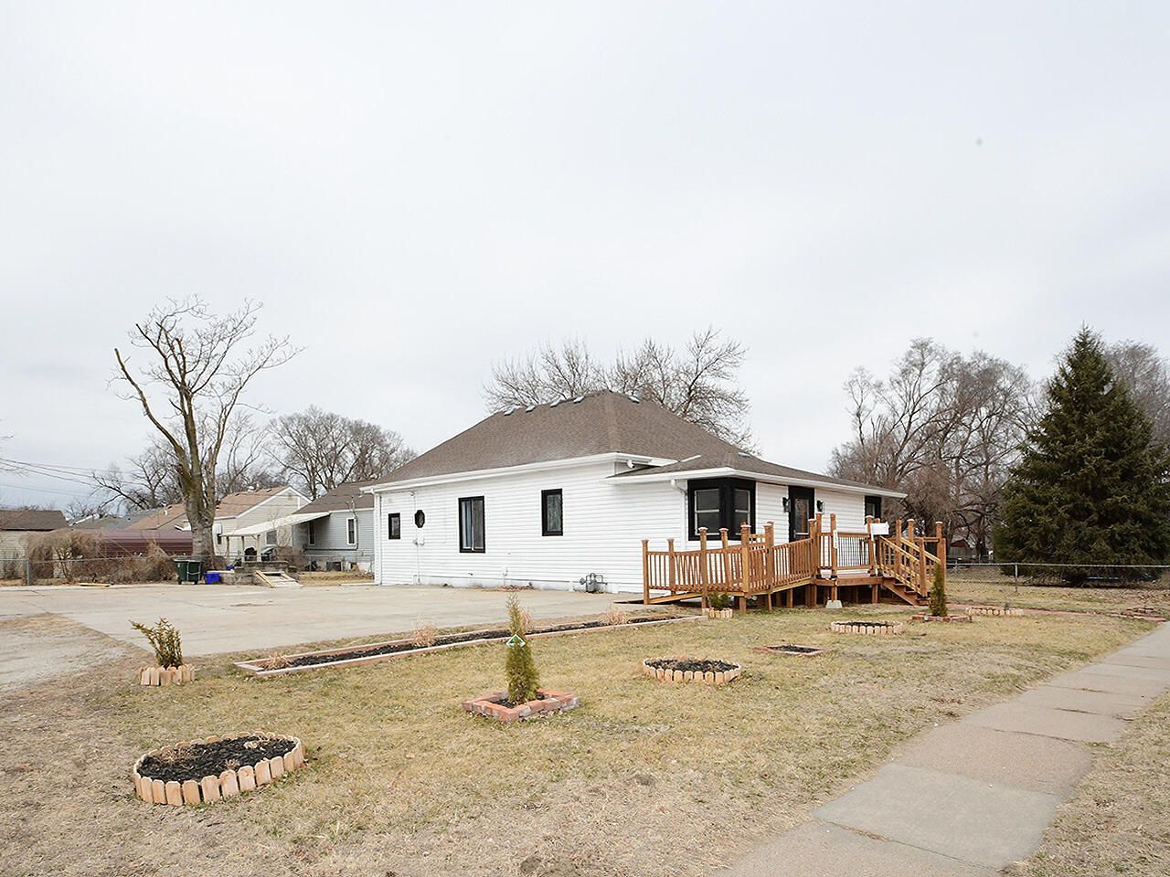 550 N 32 Street, Council Bluffs, IA 51501 Main Photo