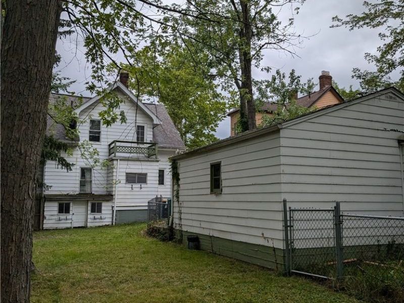 16029 Friend Avenue , Maple Heights, OH 44137 Photo 6