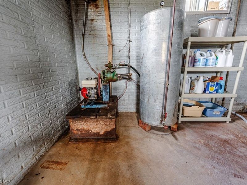 16352 Nauvoo Road , Middlefield, OH 44062 Photo 17