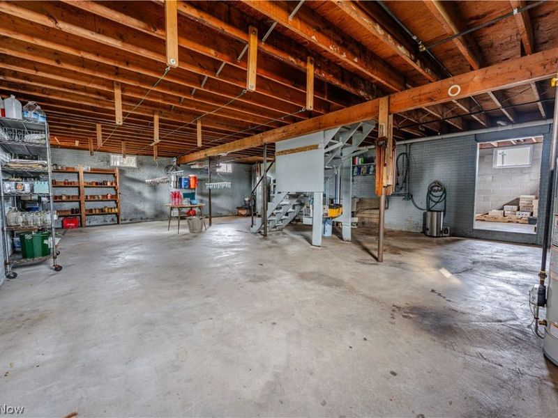 16352 Nauvoo Road , Middlefield, OH 44062 Photo 21