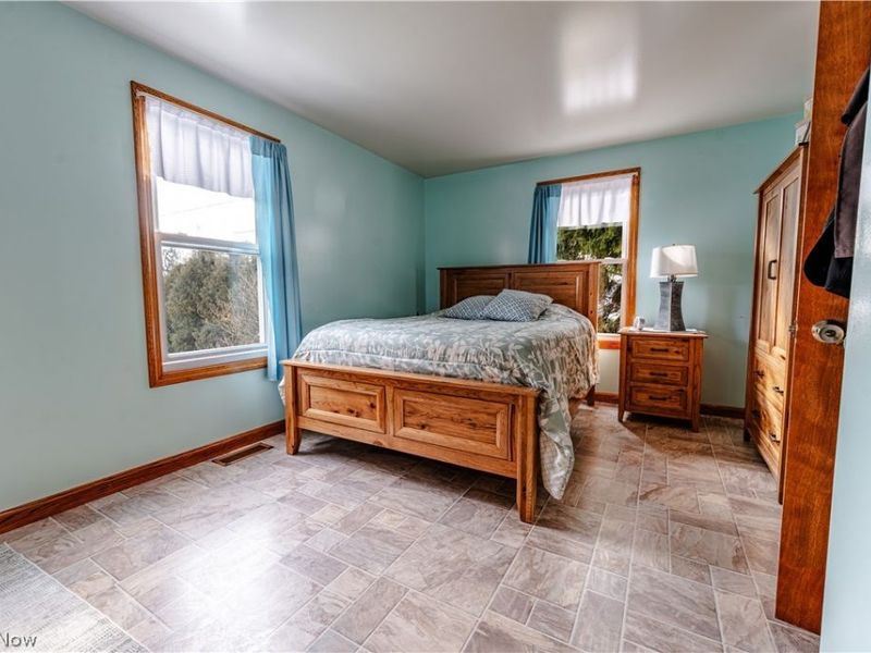 16352 and 16350 Nauvoo Rd , Middlefield, OH 44062 Photo 16