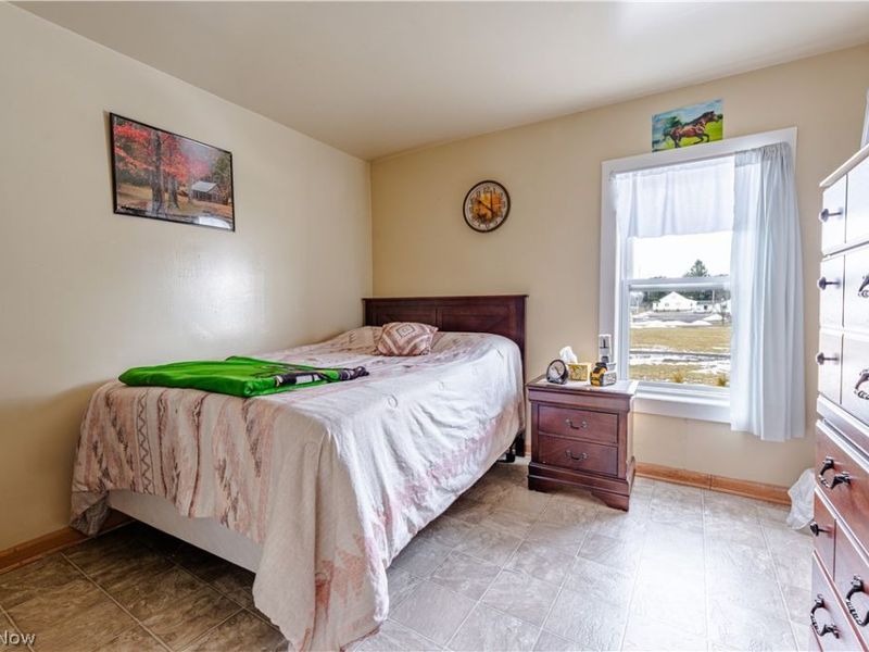 16352 and 16350 Nauvoo Rd , Middlefield, OH 44062 Photo 28