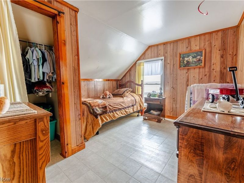 16352 and 16350 Nauvoo Rd , Middlefield, OH 44062 Photo 31