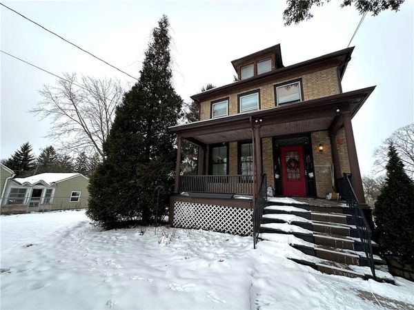 32 Lake Avenue, Auburn, NY 13021