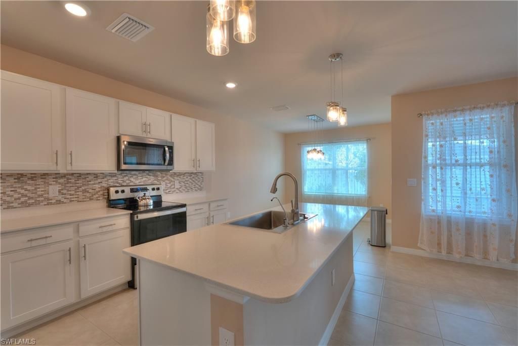 2501 NW 20th Pl, Cape Coral, FL 33993 Photo