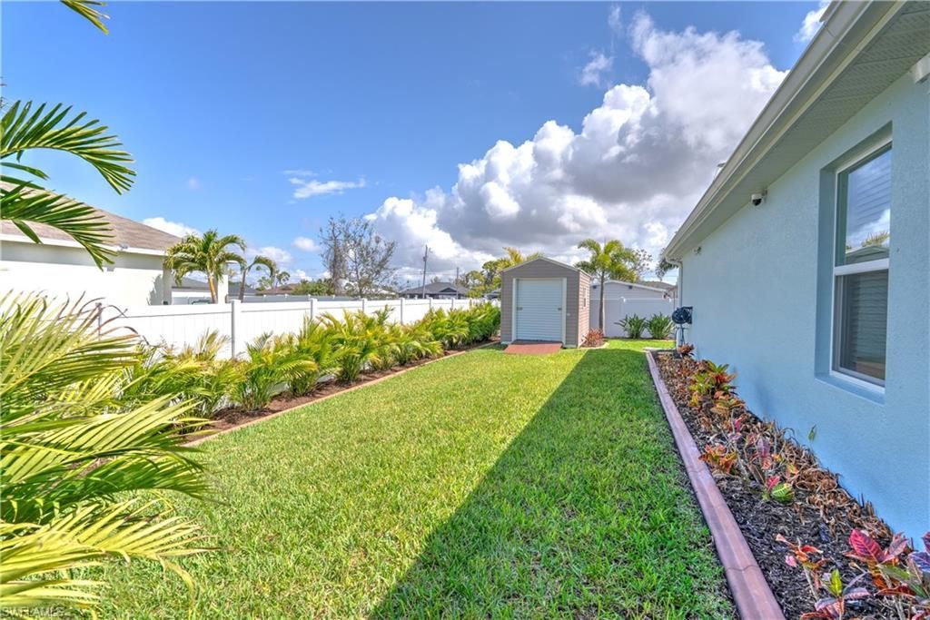 2501 NW 20th Pl, Cape Coral, FL 33993 Photo