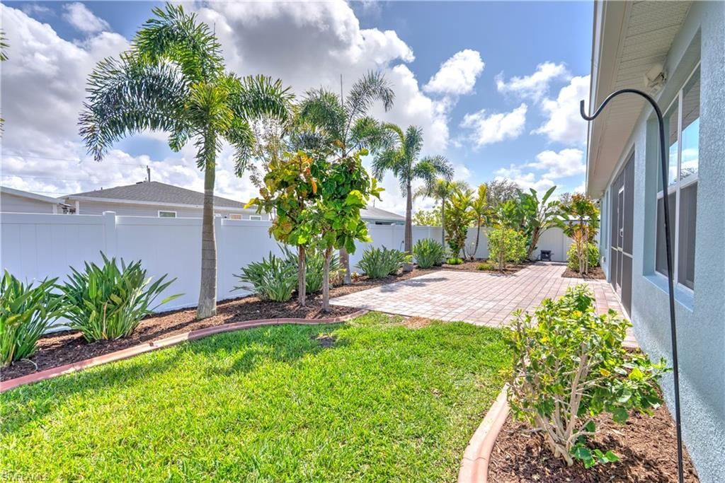 2501 NW 20th Pl, Cape Coral, FL 33993 Photo