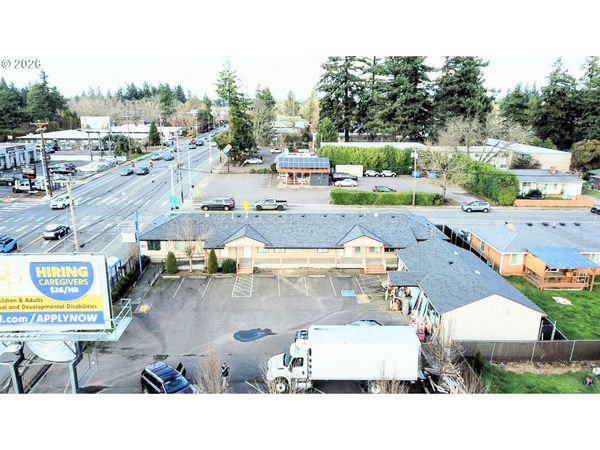 12208 SE MARKET ST, Portland, OR 97233