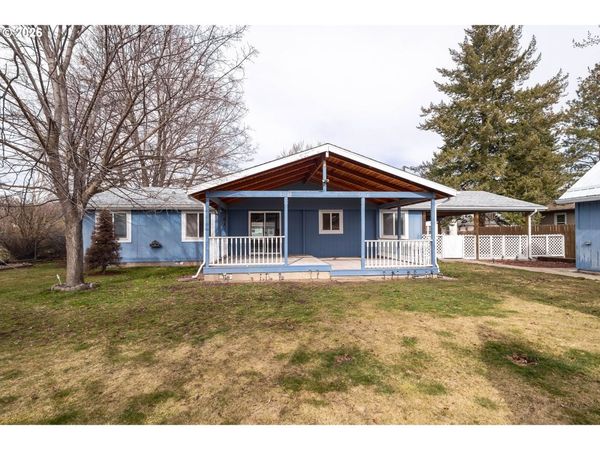 1508 JACKSON AVE, La Grande, OR 97850