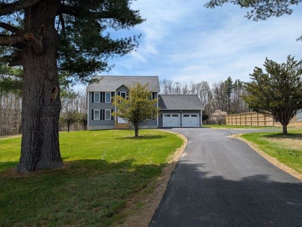 97 Fairview Drive, Pittsfield, NH 03263