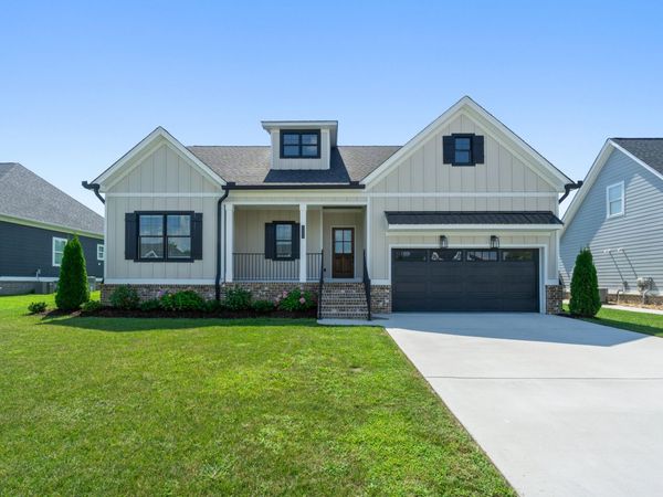 7582 Paxton Circle, Hixson, TN 37343