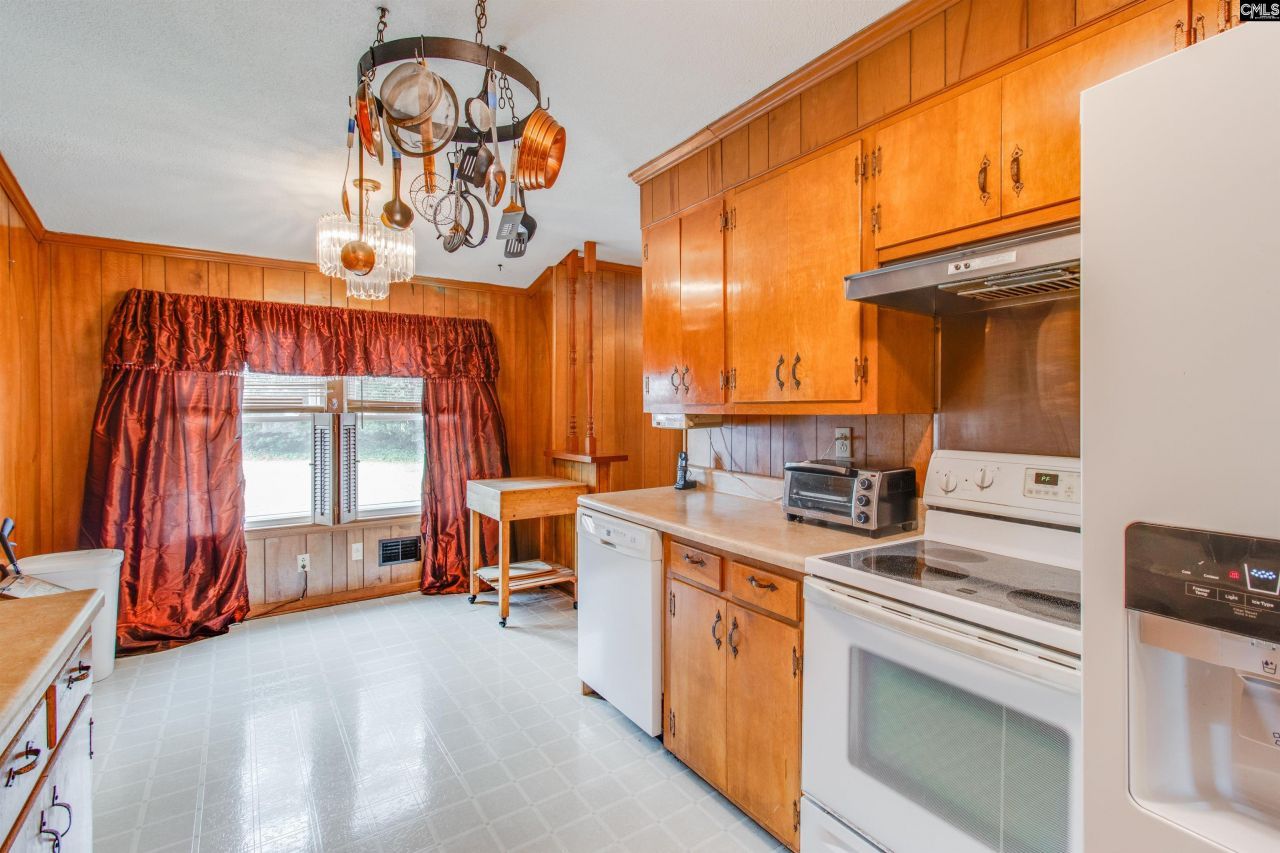 1909 Dominion Drive Photo 13