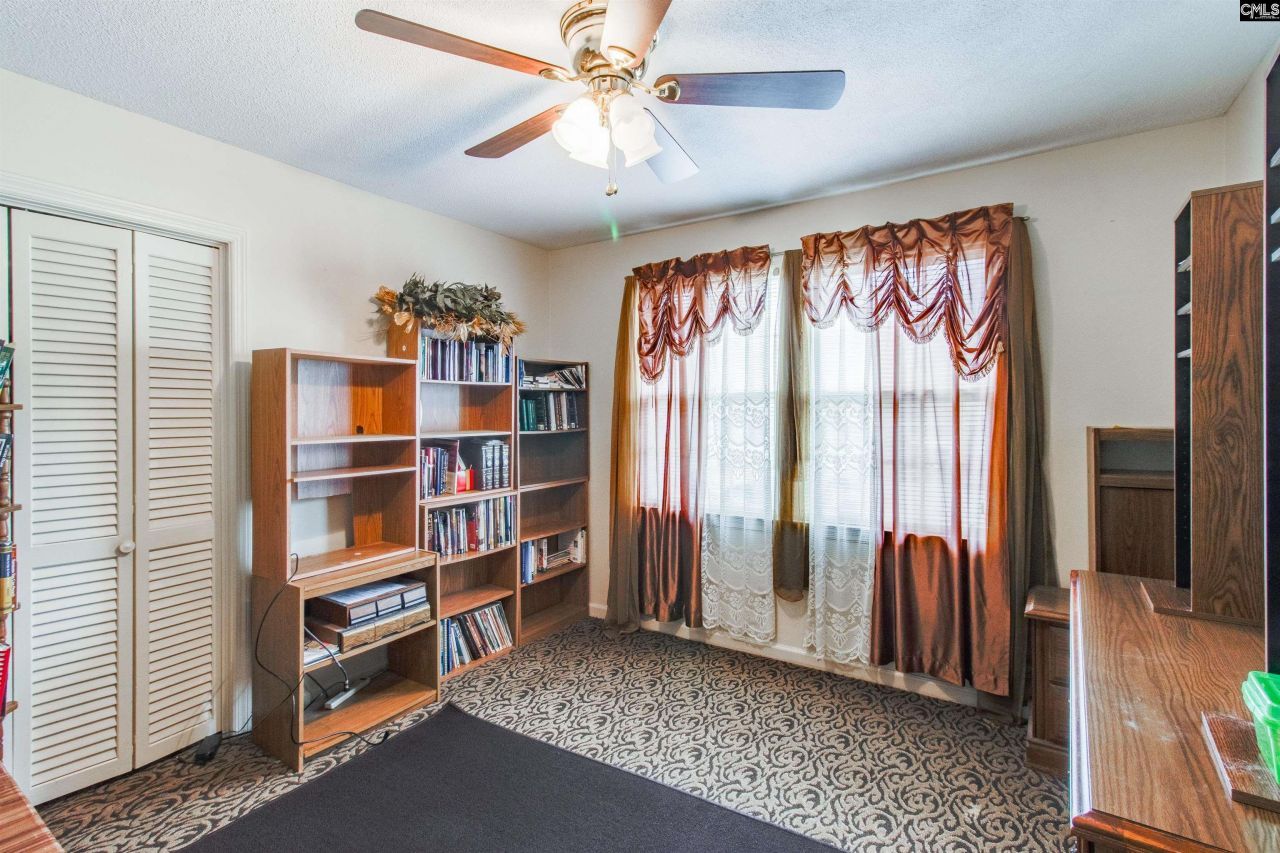 1909 Dominion Drive Photo 27