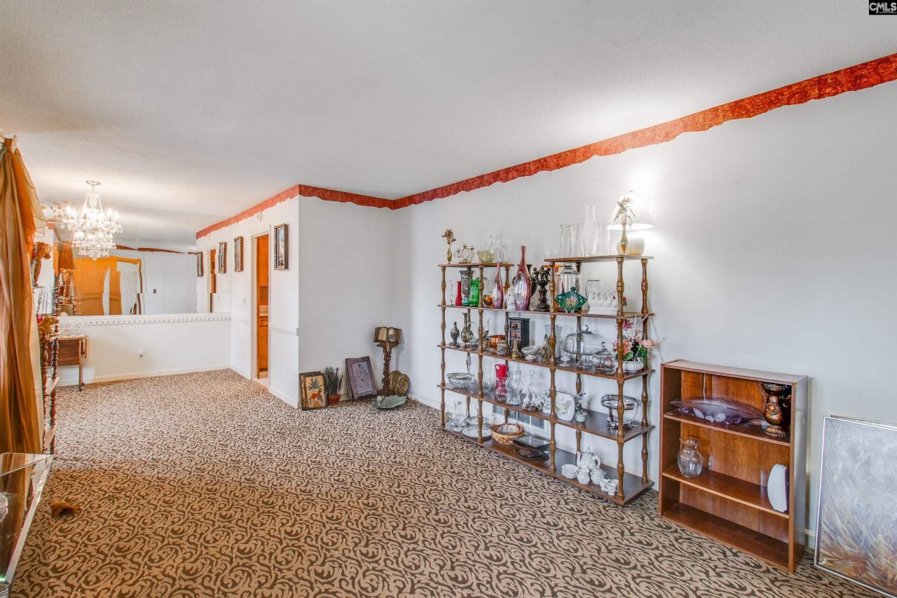 1909 Dominion Drive Photo 8