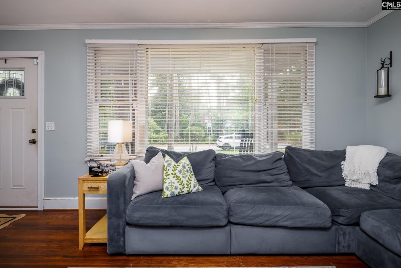 3963 Live Oak Street  Photo 5