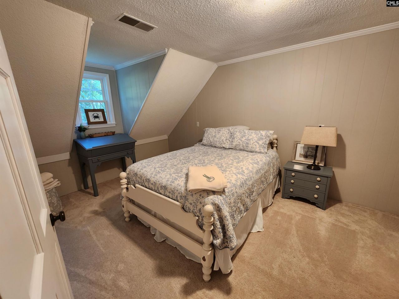 124 Melville Road  Photo 33