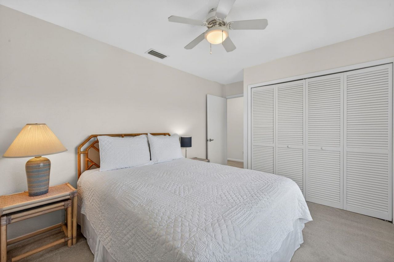 4562 Bowen Bayou Rd, Sanibel, FL 33957 Photo