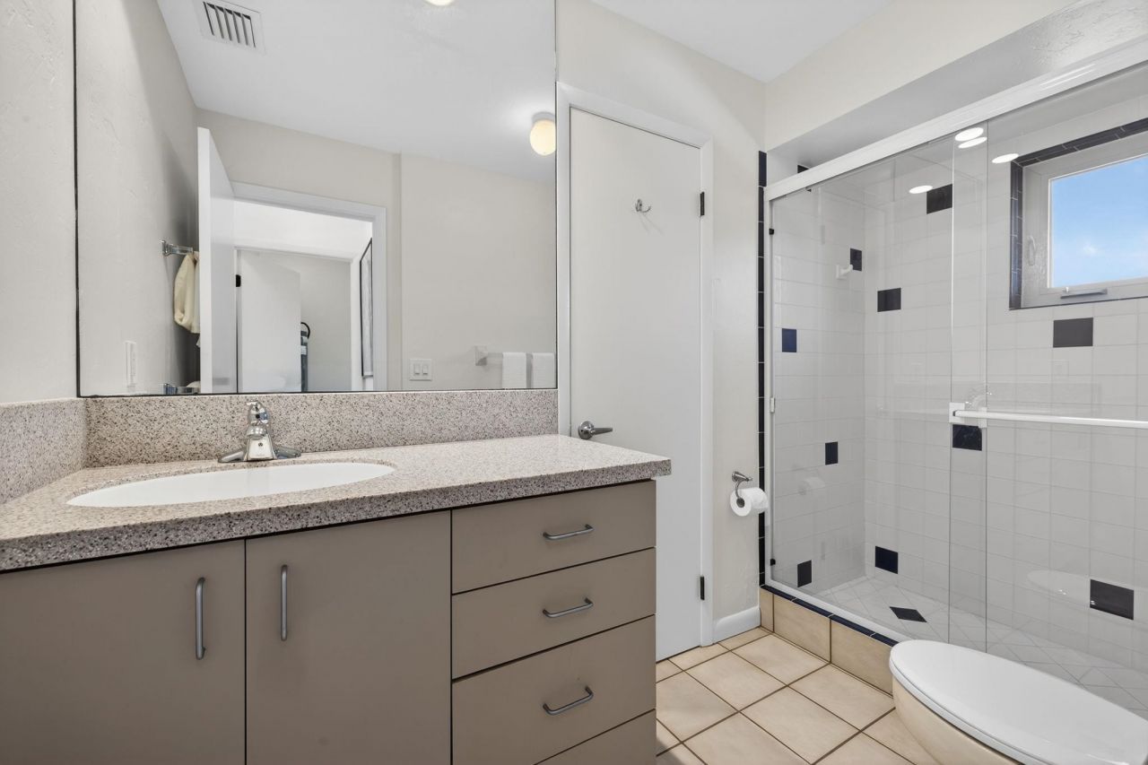 4562 Bowen Bayou Rd, Sanibel, FL 33957 Photo