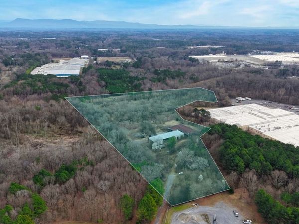 321 Tuftco Drive, Dalton, GA 30720