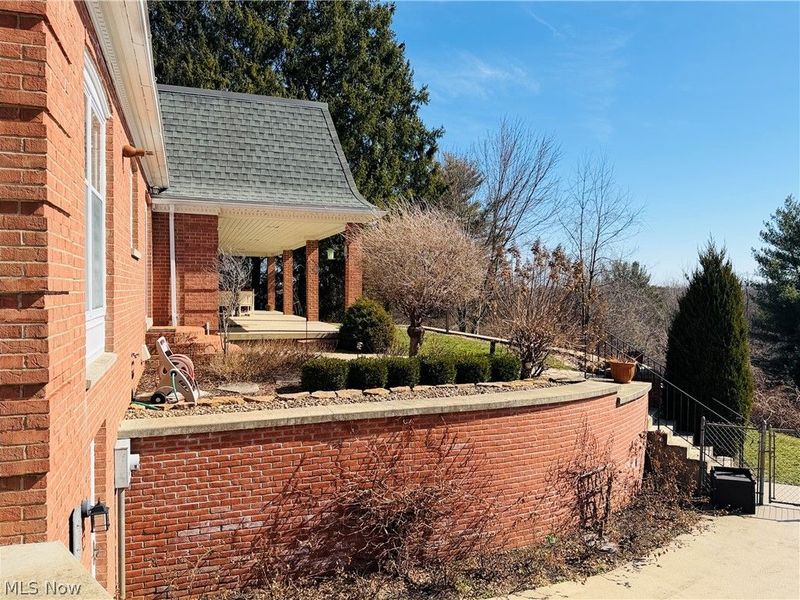 2950 Ash Meadows Boulevard , Zanesville, OH 43701 Photo 3