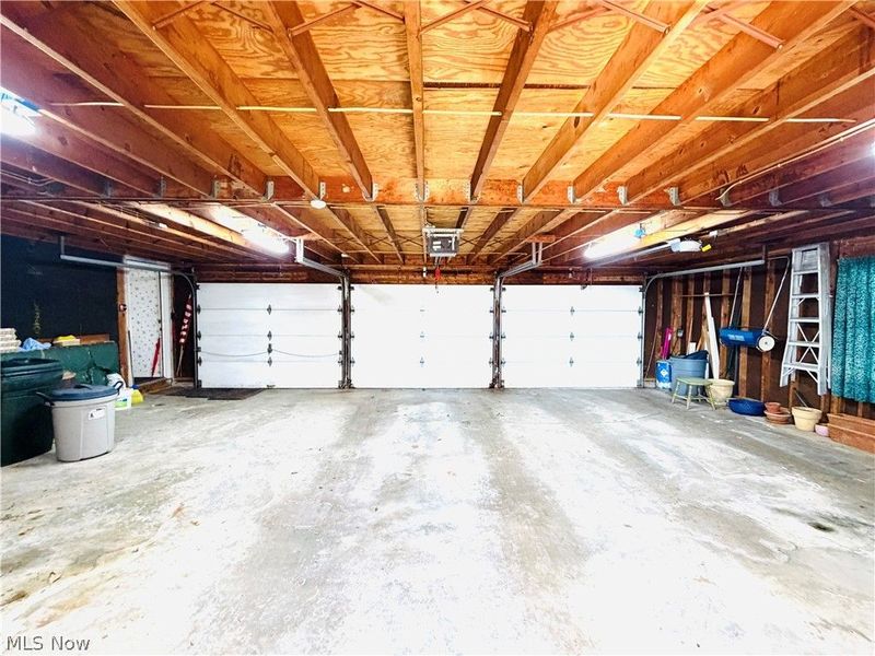 2950 Ash Meadows Boulevard , Zanesville, OH 43701 Photo 33