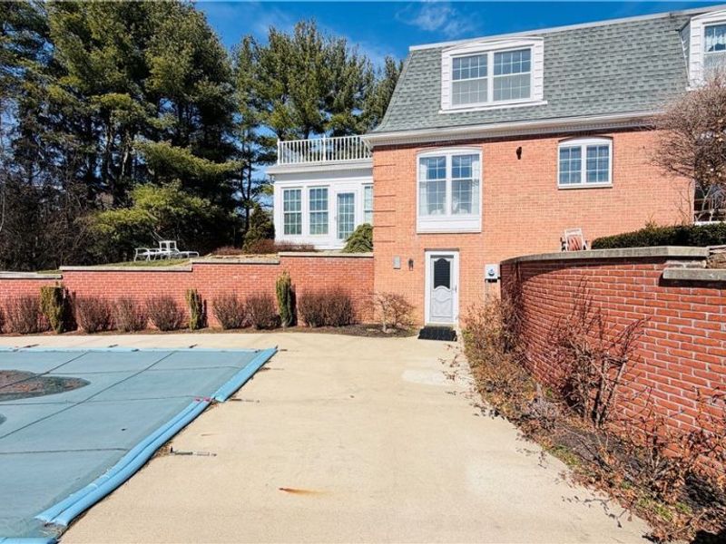 2950 Ash Meadows Boulevard , Zanesville, OH 43701 Photo 4