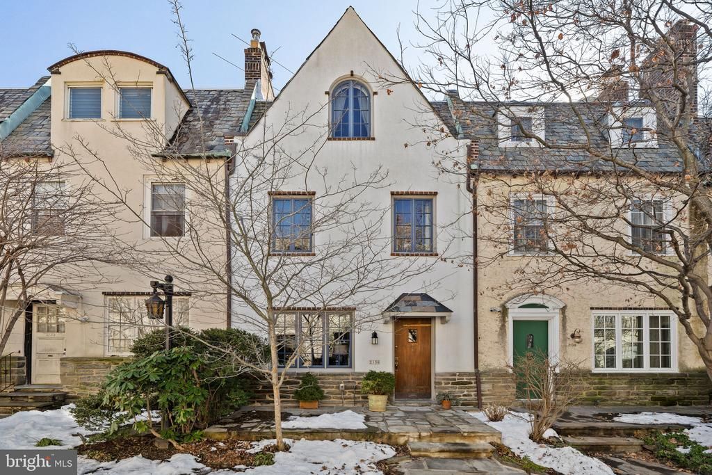 2136 Saint James Street, Philadelphia, PA 19103 Main Photo