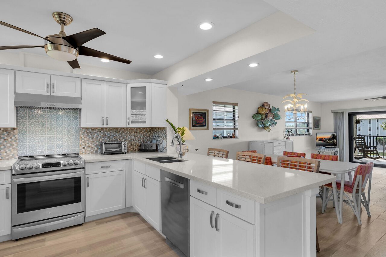 88181 Old Highway, Unit F24, Islamorada, FL 33036 Photo