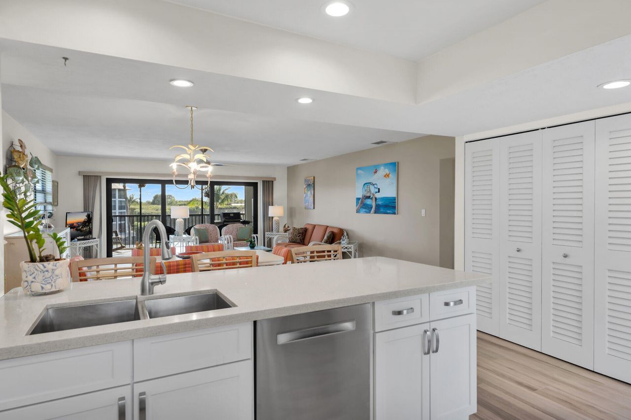 88181 Old Highway, Unit F24, Islamorada, FL 33036 Photo