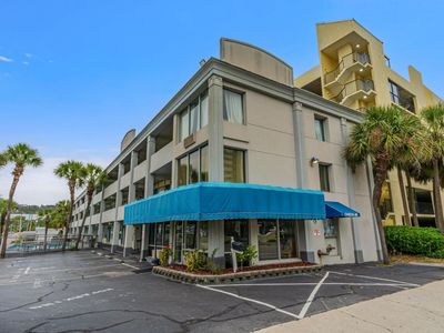 806 S Ocean Blvd., Myrtle Beach, SC 29577