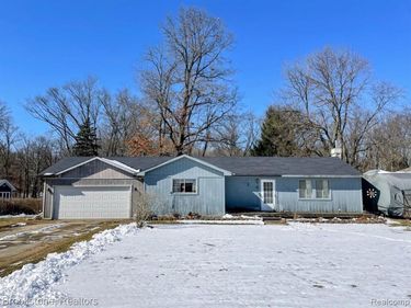 4354 Grass Lake Road, White Lake Twp, MI 48383