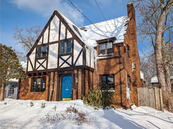 931 Amelia Avenue , Akron, OH 44302