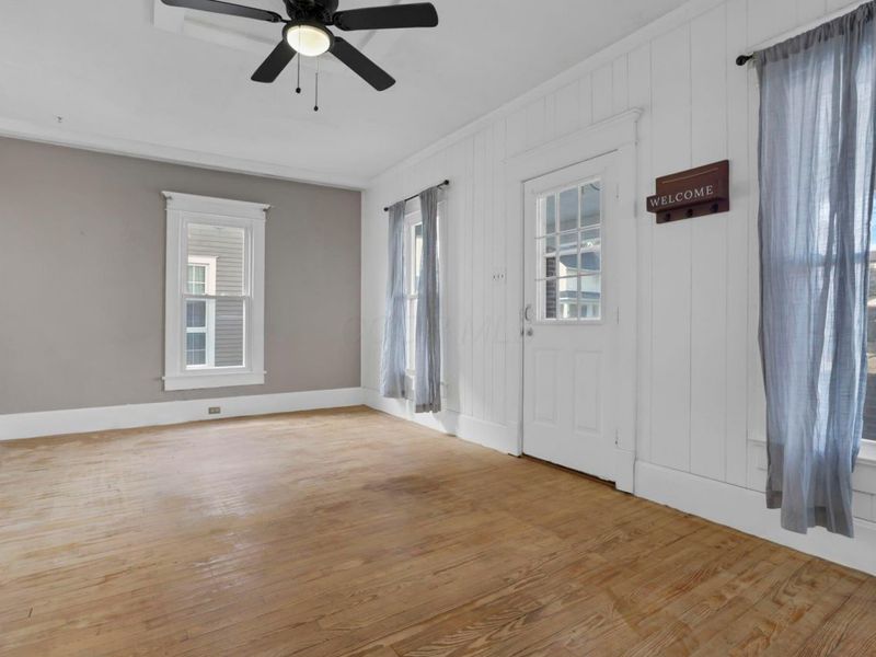 49 E Channel Street , Newark, OH 43055 Photo 10