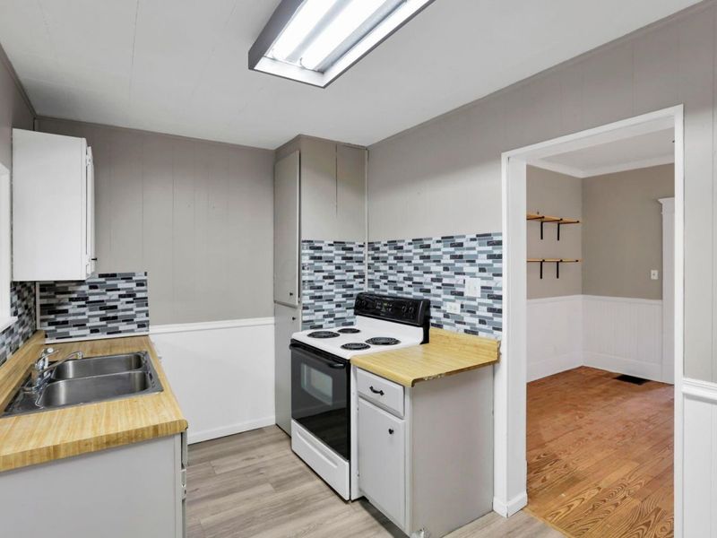 49 E Channel Street , Newark, OH 43055 Photo 19