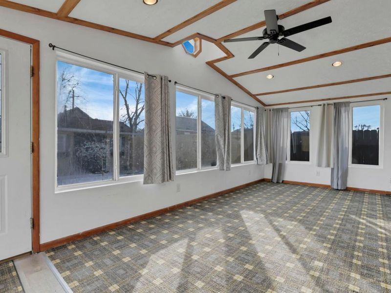 49 E Channel Street , Newark, OH 43055 Photo 38