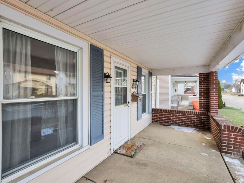 49 E Channel Street , Newark, OH 43055 Photo 5