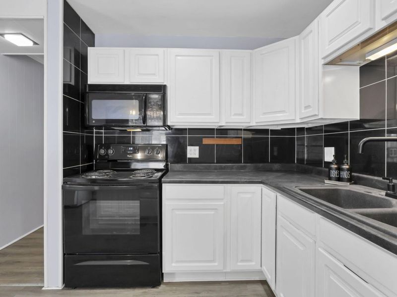 231 Fieldpoint Road , Heath, OH 43056 Photo 16