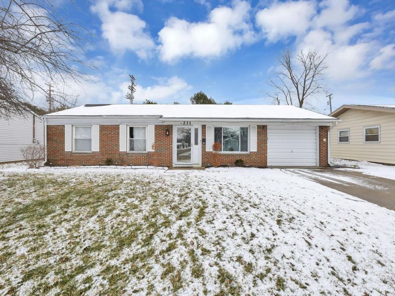 231 Fieldpoint Road , Heath, OH 43056 Photo 3