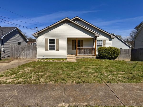 3504 Rainwood Dr, Nashville, TN 37207